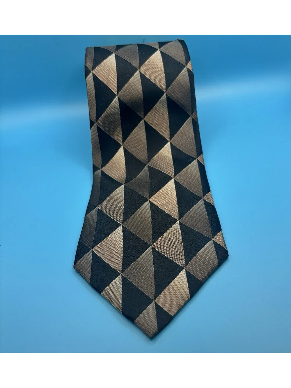 ARROW USA 1851 Black, Silver Geometric Neat 100% Silk Tie rn 121148